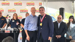 Florida Gov. Rick Scott awarded the Governor’s Business Ambassador medal to Meson president Felipe Pérez-Grajales.